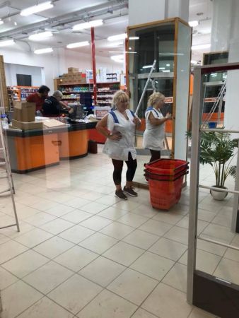 pulizia centri commerciali livorno